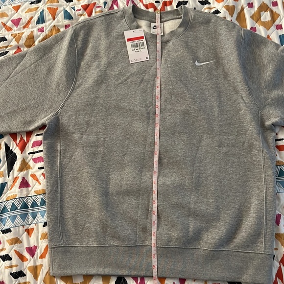 !SOLD! Nike mens crew neck sweater! LARGE! - Picture 5 of 7